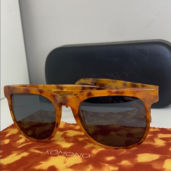 Komono sunglasses New Riviera Caramel Demi orange brown tortoise main image 8